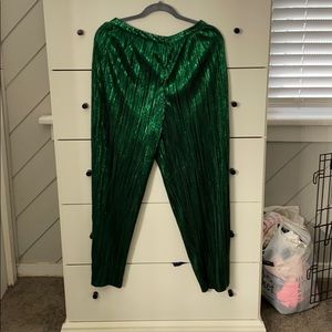 House of Harlow green pants
